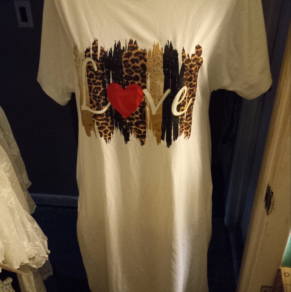 New,white stretch knit long maxi length love graphic t-shirt lounge dress size m